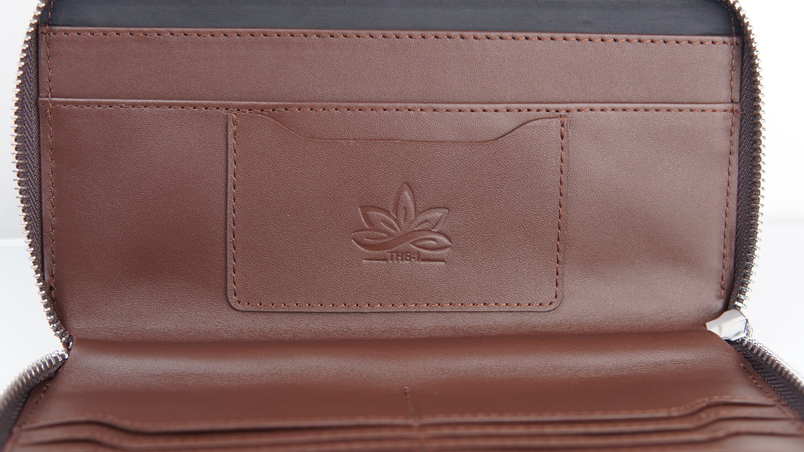 Leather Wallet Signature Series - Image 10
